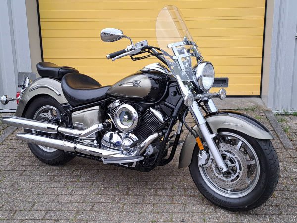Yamaha XVS 1100 A Dragstar Classic