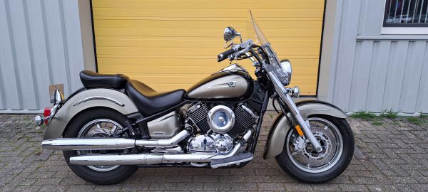 Yamaha XVS 1100 A Dragstar Classic - Afbeelding 2