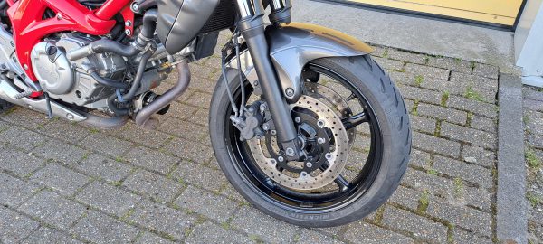 Suzuki SFV 650 Gladius Abs - Afbeelding 5