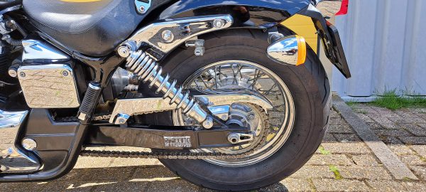 Honda VT 750 DC Black Widow - Afbeelding 15