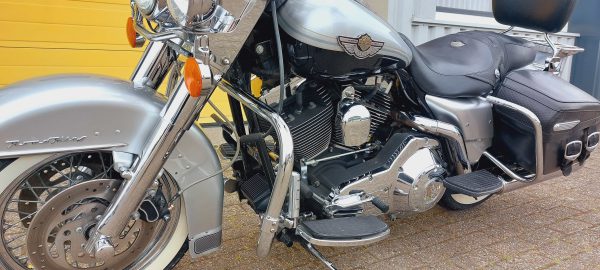 Harley-Davidson FLHRCI Road King - Afbeelding 12