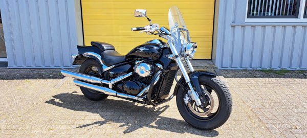 Suzuki M 800 Intruder
