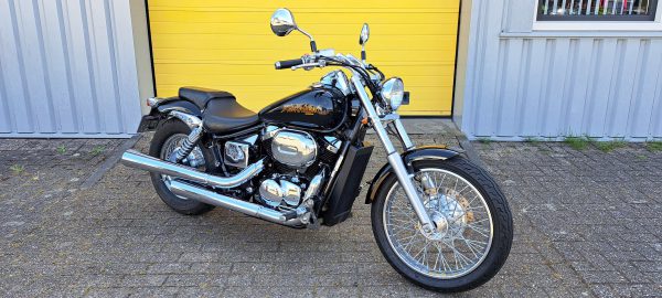 VT 750 DC Black Widow