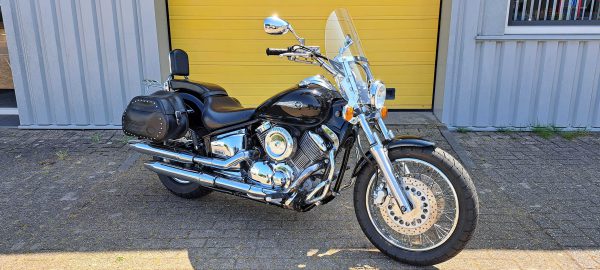 Yamaha XVS 1100 Dragstar