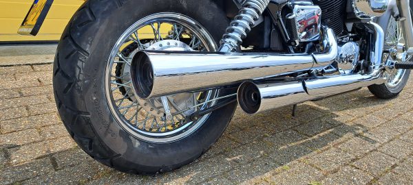 Honda VT 750 DC Black Widow - Afbeelding 9
