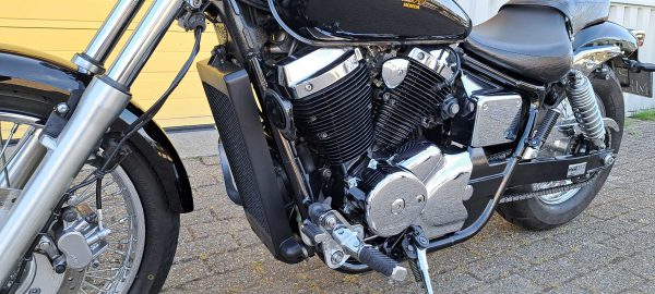 VT 750 DC Black Widow - Afbeelding 14