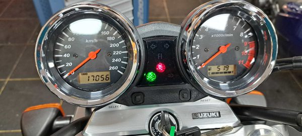 Suzuki GSX 1400 - Afbeelding 4