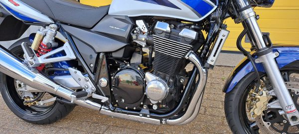 Suzuki GSX 1400 - Afbeelding 8