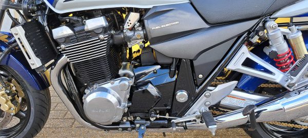 Suzuki GSX 1400 - Afbeelding 15