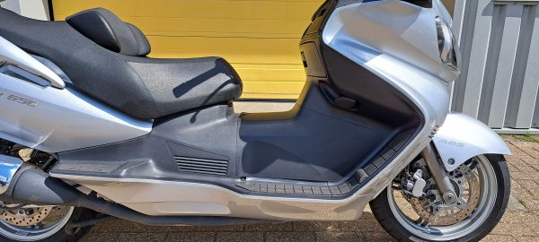 Suzuki AN 650 A Brugman Executive - Afbeelding 7