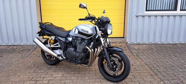 Yamaha XJR 1300