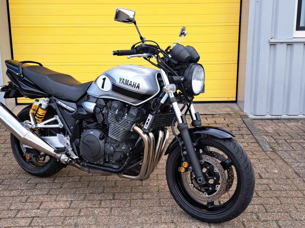 Yamaha XJR 1300