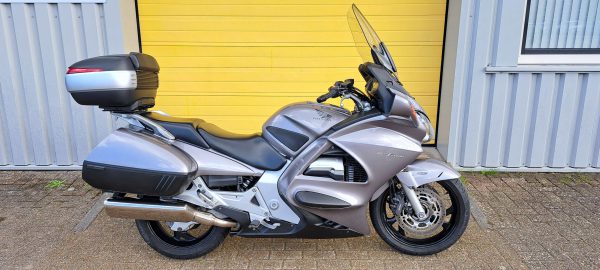 Honda ST 1300 Pan European - Afbeelding 2