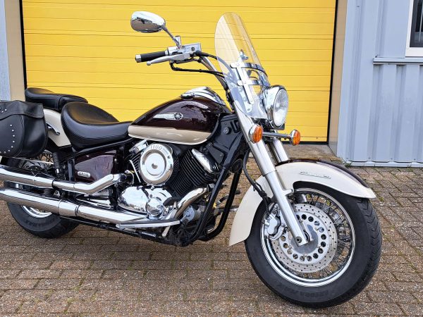 Yamaha XVS 1100 Dragstar Classic