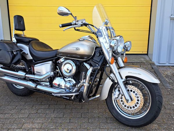 Yamaha XVS 1100 A Dragstar Classic
